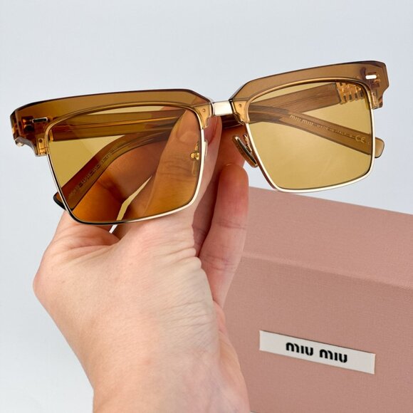 Miu Miu MU10ZS 15T0B7 BRAND NEW Sunglasses Caramel Trasparent Yelllow Square Uni - Picture 1 of 13